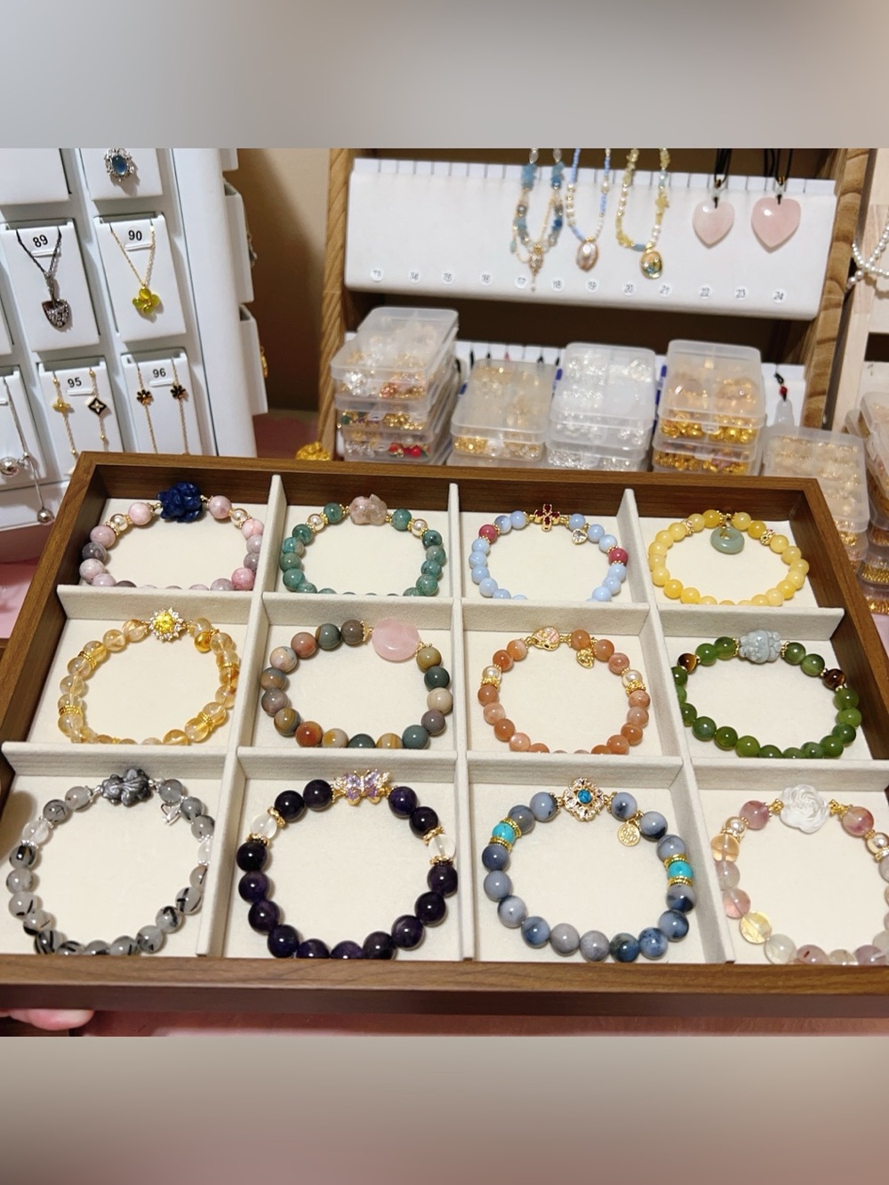 （06-191️⃣）Handmade bracelets for live show